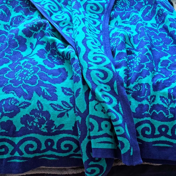 JACKET, BLANKET SWEATER, ROYAL BLUE/TEAL, SZ 3X, GRAPHIC FLORAL, COTTON RAYON - Picture 4 of 15